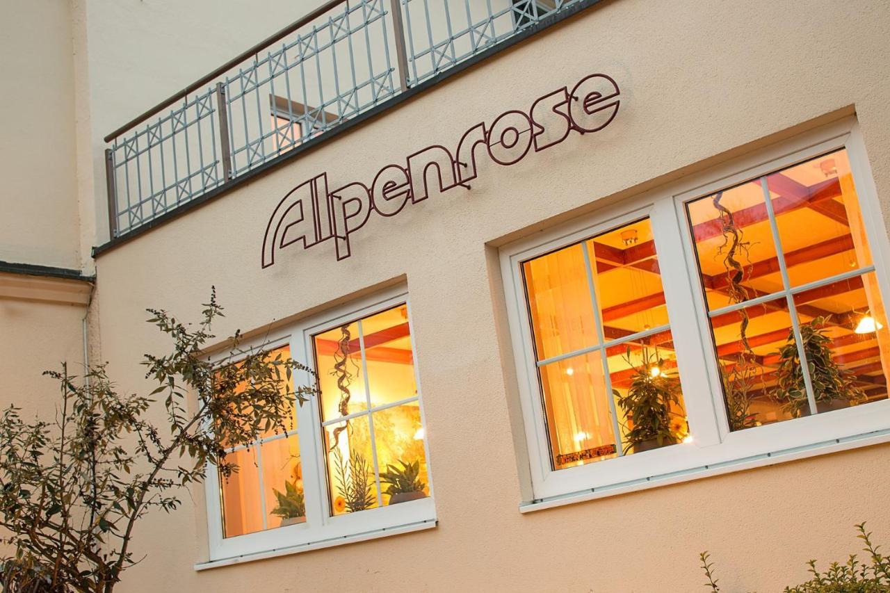 Hotel Alpenrose บาดวือริสโฮเฟิน ภายนอก รูปภาพ